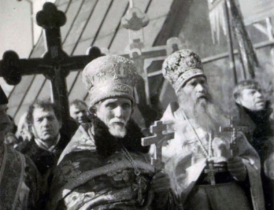 Шкаровский М. Церковное возрождение на оккупированных территориях Санкт-Петербургской (Ленинградской) епархии в 1941-44 гг.