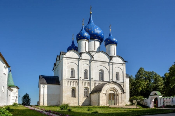 Глазов В. П., Скальный В. С., Косыгин Е. В. Практика археологических и архитектурно-геологических исследований в городе Суздале.