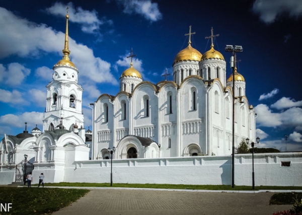 Виноградов А. Владимирский Успенский собор и открытые в нем фрески.