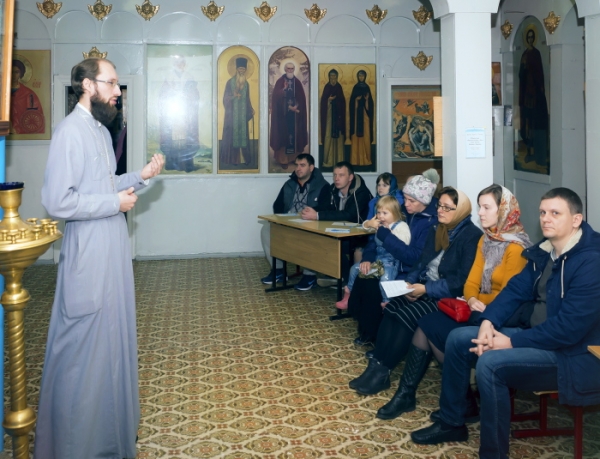 Борис (Холчев), архимандрит. Огласительные беседы с крещаемыми.