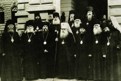 Шкаровский М. В. Архиерейский Синод Русской Православной Церкви за границей и русская церковная эмиграция в Югославии после окончания второй мировой войны (в 1945-1950-х гг.).